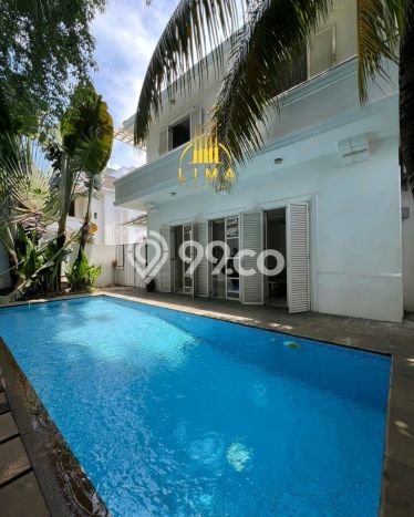Rumah Elit Modern Tanpa Renovasi di Kemang Jakarta Selatan Rumah Elit Modern Tanpa Renovasi di Kemang Jakarta Selatan