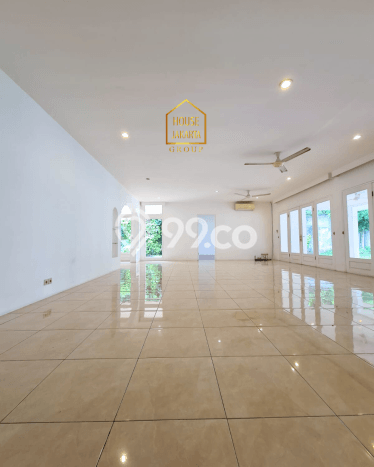 Rumah di Kawasan Kemang, Area Elite 4 KT Rumah di Kawasan Kemang, Area Elite 4 KT