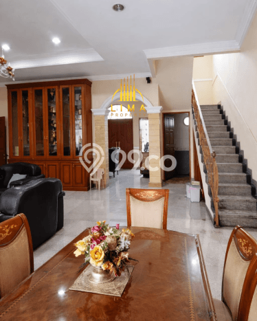 Hunian Elit LB 431m2 Siap Pakai Desain Elegan di Bendungan Hilir, Jakarta Pusat Hunian Elit LB 431m2 Siap Pakai Desain Elegan di Bendungan Hilir, Jakarta Pusat