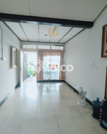 PROPERTI PILIHAN! Rumah area Pondok Indah, LT 201m² Bangunan 175m² PROPERTI PILIHAN! Rumah area Pondok Indah, LT 201m² Bangunan 175m²