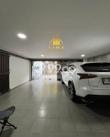 For Sale Rumah Mewah Exclusive di Kebayoran Baru, Jakarta Selatan For Sale Rumah Mewah Exclusive di Kebayoran Baru, Jakarta Selatan
