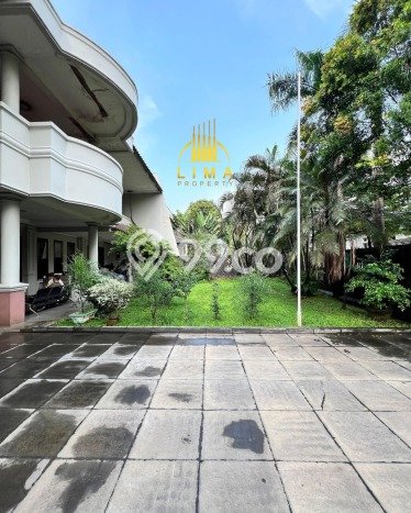 Hunian Super Elit dengan Akses Paling Strategis di Simprug, Jakarta Selatan Hunian Super Elit dengan Akses Paling Strategis di Simprug, Jakarta Selatan