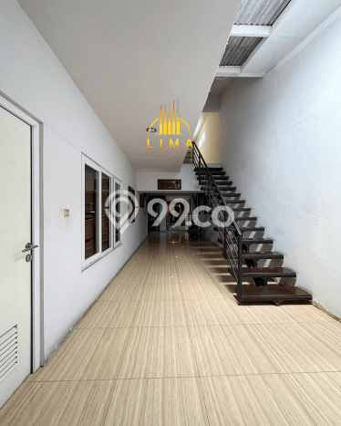 Rumah Kost untuk Dijual di Cipete Punya 19 Kamar Rumah Kost untuk Dijual di Cipete Punya 19 Kamar