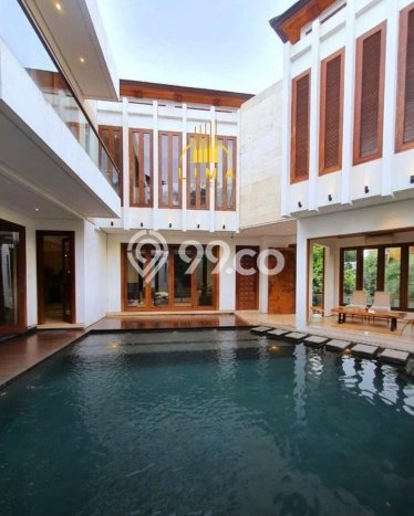 Rumah Luxury Modern Tanpa Renovasi di Pondok Indah Jakarta Selatan Rumah Luxury Modern Tanpa Renovasi di Pondok Indah Jakarta Selatan