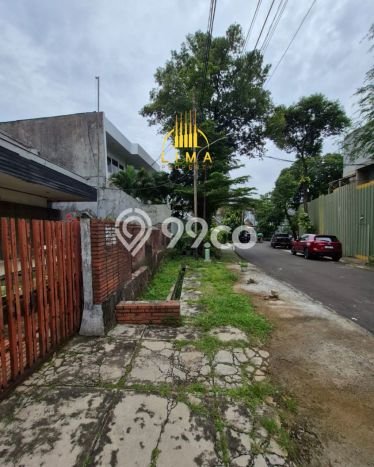 Jarang Ada! Tanah di Kebayoran Baru Punya Luas 270m2 SHM Jarang Ada! Tanah di Kebayoran Baru Punya Luas 270m2 SHM