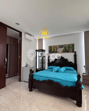 Ready to Use! Premium House LT 371m2 Desain Modern di Kemang Ready to Use! Premium House LT 371m2 Desain Modern di Kemang
