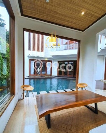 Rumah Luxury Modern Tanpa Renovasi di Pondok Indah Jakarta Selatan Rumah Luxury Modern Tanpa Renovasi di Pondok Indah Jakarta Selatan
