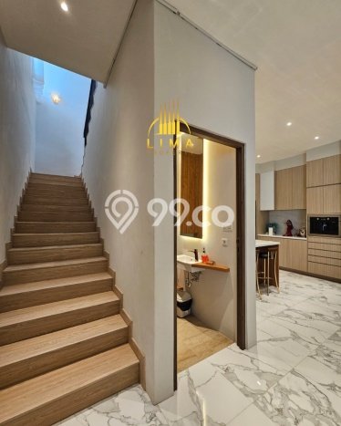 Hunian Elit LB 250m2 Siap Huni Desain Elegan di Cipete, Jakarta Selatan Hunian Elit LB 250m2 Siap Huni Desain Elegan di Cipete, Jakarta Selatan