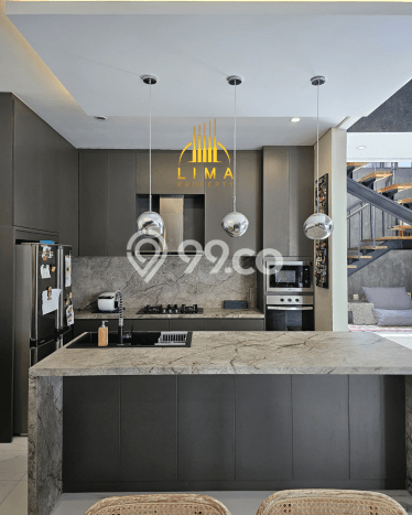 Jual Rumah Mewah Megah Dengan View Eksklusif di Bintaro, Tangerang Selatan Jual Rumah Mewah Megah Dengan View Eksklusif di Bintaro, Tangerang Selatan