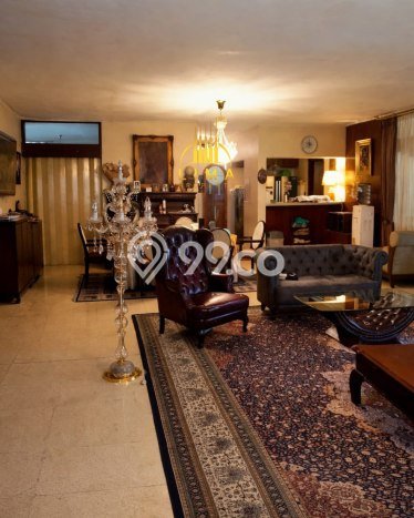 For Sale! Luxury House LT 1800m2 Desain Elegan di Kemang For Sale! Luxury House LT 1800m2 Desain Elegan di Kemang