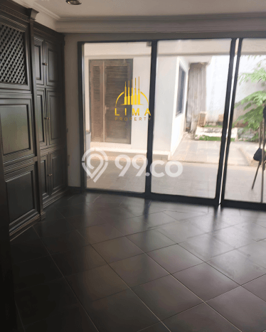 Hunian Mewah LB 415m2 Siap Huni Desain Elegan di Kemang, Jakarta Selatan Hunian Mewah LB 415m2 Siap Huni Desain Elegan di Kemang, Jakarta Selatan