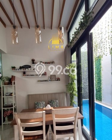 Hunian Mewah LB 160m2 Siap Pakai Desain Elegan di Sektor 3A - Bintaro, Tangerang Selatan Hunian Mewah LB 160m2 Siap Pakai Desain Elegan di Sektor 3A - Bintaro, Tangerang Selatan