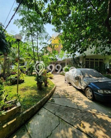 Siap Huni Rumah Mewah 6 Kamar di Kebayoran Baru Dekat ke Mana Saja Siap Huni Rumah Mewah 6 Kamar di Kebayoran Baru Dekat ke Mana Saja