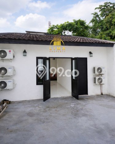 Dijual Rumah Luas Elegan Dengan View Cantik di BSD City, Tangerang Dijual Rumah Luas Elegan Dengan View Cantik di BSD City, Tangerang