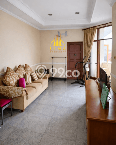 Hunian Elit LB 431m2 Siap Pakai Desain Elegan di Bendungan Hilir, Jakarta Pusat Hunian Elit LB 431m2 Siap Pakai Desain Elegan di Bendungan Hilir, Jakarta Pusat