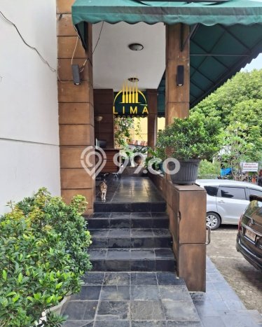 Unit Komersial Dijual di Kebayoran Baru Jakarta Selatan 614m2 Unit Komersial Dijual di Kebayoran Baru Jakarta Selatan 614m2