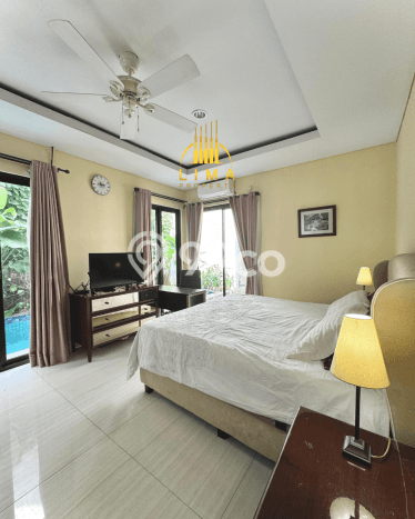 Hunian Mewah Dijual LT 385m2 di Kebayoran Lama, Jakarta Selatan Hunian Mewah Dijual LT 385m2 di Kebayoran Lama, Jakarta Selatan