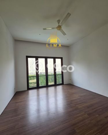 Hunian Minimalis Disewakan di Permata Hijau Jakarta Selatan 4 KT & 3 KM Hunian Minimalis Disewakan di Permata Hijau Jakarta Selatan 4 KT & 3 KM