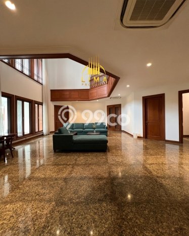 Hunian Mewah LB 576m2 Siap Pakai Desain Elegan di Pondok Indah, Jakarta Selatan Hunian Mewah LB 576m2 Siap Pakai Desain Elegan di Pondok Indah, Jakarta Selatan