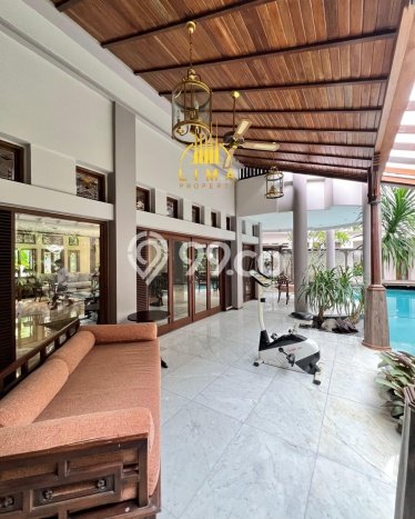 Rumah Elit LB 700m2 Siap Huni Desain Elegan di Pondok Indah, Jakarta Selatan Rumah Elit LB 700m2 Siap Huni Desain Elegan di Pondok Indah, Jakarta Selatan