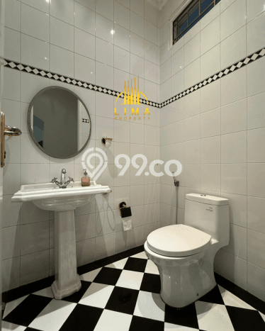 Jual Rumah Luas Elegan Dengan View Cantik di Pondok Indah, Jakarta Selatan Jual Rumah Luas Elegan Dengan View Cantik di Pondok Indah, Jakarta Selatan