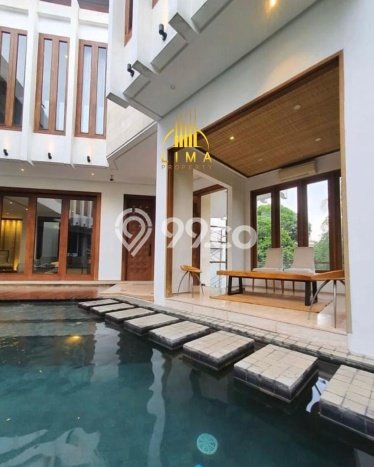 Rumah Luxury Modern Tanpa Renovasi di Pondok Indah Jakarta Selatan Rumah Luxury Modern Tanpa Renovasi di Pondok Indah Jakarta Selatan