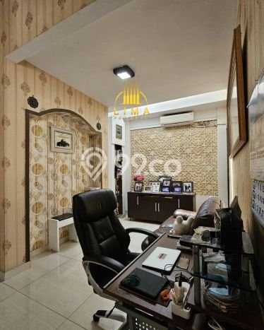 Rumah Elit LB 400m2 Siap Huni Desain Elegan di Veteran, Jakarta Selatan Rumah Elit LB 400m2 Siap Huni Desain Elegan di Veteran, Jakarta Selatan