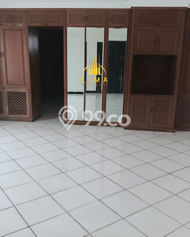 Hunian Mewah LB 415m2 Siap Huni Desain Elegan di Kemang, Jakarta Selatan Hunian Mewah LB 415m2 Siap Huni Desain Elegan di Kemang, Jakarta Selatan