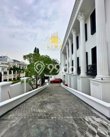 For Sale! Premium House LT 1025m2 Desain Elegan di Pondok Indah For Sale! Premium House LT 1025m2 Desain Elegan di Pondok Indah