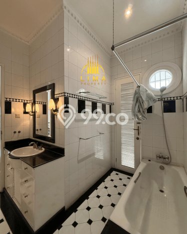 Jual Rumah Luas Elegan Dengan View Cantik di Pondok Indah, Jakarta Selatan Jual Rumah Luas Elegan Dengan View Cantik di Pondok Indah, Jakarta Selatan