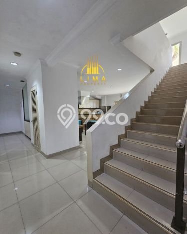 Jual Hotel di , Luas 1200m2m², Area Komersial, Akses Mudah Jual Hotel di , Luas 1200m2m², Area Komersial, Akses Mudah
