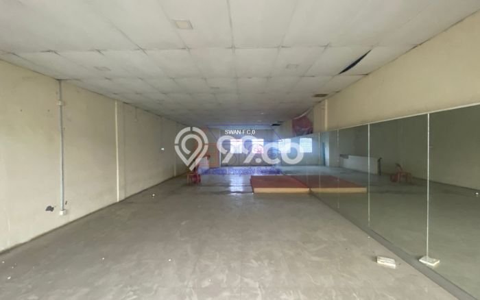 Jual Ruko Kawasan Premium di , Luas 324m2m², Jalan Raya Jual Ruko Kawasan Premium di , Luas 324m2m², Jalan Raya
