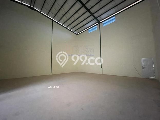 Gudang Siap Pakai Kawasan Bengkong, Luas 250m², Area Komersial, Jalan Bagus Gudang Siap Pakai Kawasan Bengkong, Luas 250m², Area Komersial, Jalan Bagus