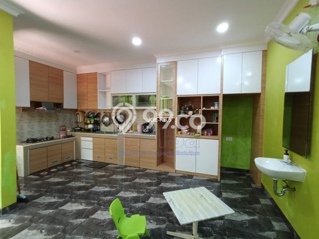 Rumah Nyaman area Batam Kota, Batam, Luas 180m2m² Bangunan 120m2m² Rumah Nyaman area Batam Kota, Batam, Luas 180m2m² Bangunan 120m2m²