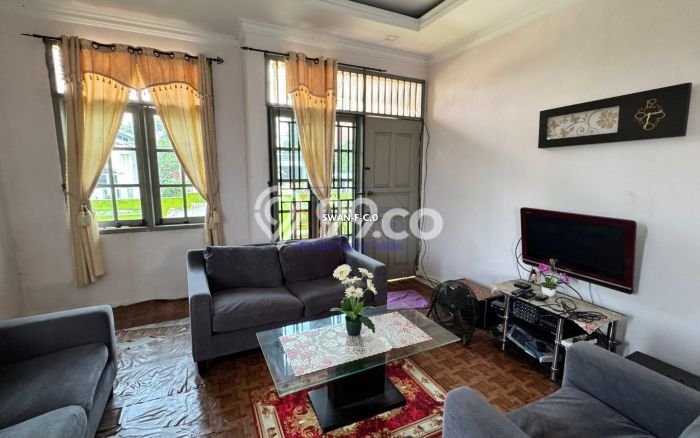 Rumah Minimalis 6 KT di Tiban Batam Semi Furnished Rumah Minimalis 6 KT di Tiban Batam Semi Furnished