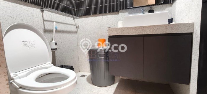 LOKASI STRATEGIS! Ruko di , Luas 529m2m², Jalan Strategis LOKASI STRATEGIS! Ruko di , Luas 529m2m², Jalan Strategis