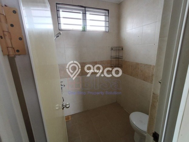 Dijual Cepat Rumah Bagus Siap Huni LB 132m2 di Batam Kota, Batam Dijual Cepat Rumah Bagus Siap Huni LB 132m2 di Batam Kota, Batam