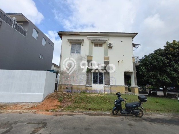 Dijual Cepat Rumah Bagus Siap Huni LB 132m2 di Batam Kota, Batam Dijual Cepat Rumah Bagus Siap Huni LB 132m2 di Batam Kota, Batam