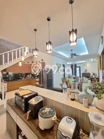 Rumah Siap Huni di Batam Kota, Batam, LT 200m2m² LB 250m2m² Rumah Siap Huni di Batam Kota, Batam, LT 200m2m² LB 250m2m²