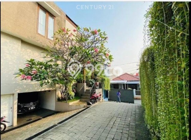 Rumah Luxury Modern Siap Huni di Kemang Jakarta Selatan Rumah Luxury Modern Siap Huni di Kemang Jakarta Selatan