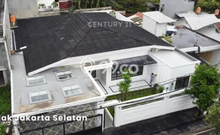 For Sale Rumah Elit Exclusive di Cilandak, Jakarta Selatan For Sale Rumah Elit Exclusive di Cilandak, Jakarta Selatan