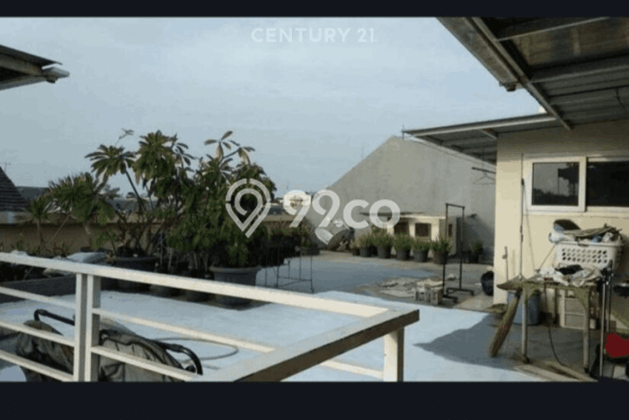 Dijual Rumah Mewah Megah Dengan View Eksklusif di Pulo Asem, Jakarta Timur Dijual Rumah Mewah Megah Dengan View Eksklusif di Pulo Asem, Jakarta Timur