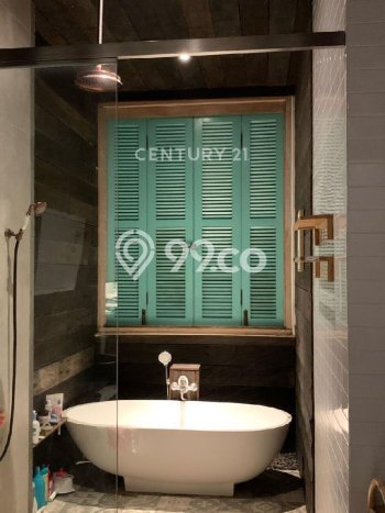 Ready to Use! Luxury House LT 644m2 Desain Modern di Dago Ready to Use! Luxury House LT 644m2 Desain Modern di Dago