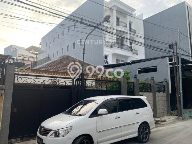 For Sale! Premium House LT 422m2 Desain Elegan di Petojo For Sale! Premium House LT 422m2 Desain Elegan di Petojo