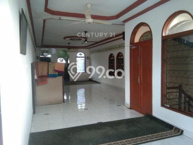 Dijual Rumah Mewah Megah Dengan View Eksklusif di Utan Kayu, Jakarta Timur Dijual Rumah Mewah Megah Dengan View Eksklusif di Utan Kayu, Jakarta Timur