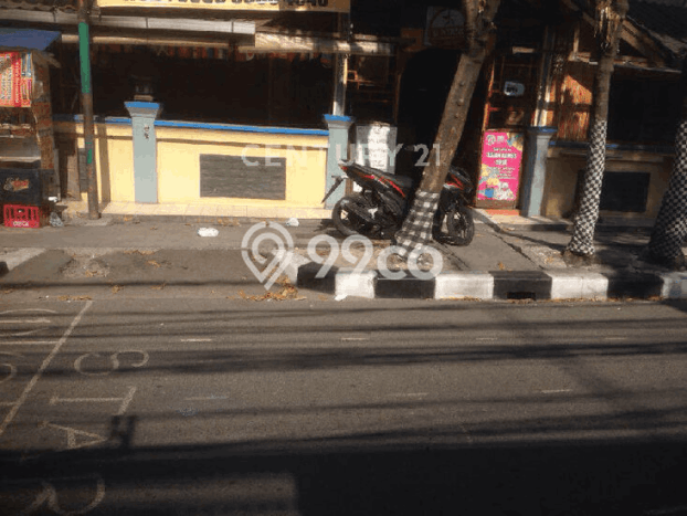 Siap Huni Hunian Elit 4 Kamar di Menteng Dekat ke Mana Pun Siap Huni Hunian Elit 4 Kamar di Menteng Dekat ke Mana Pun