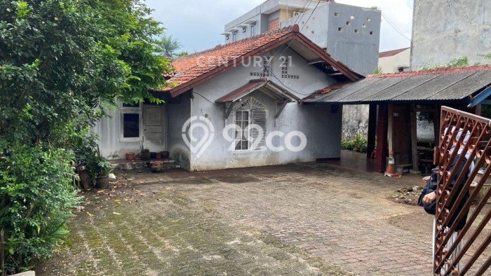 Lahan Dijual Lokasi Strategis di Jakarta Selatan dengan Luas 392m2 Lahan Dijual Lokasi Strategis di Jakarta Selatan dengan Luas 392m2