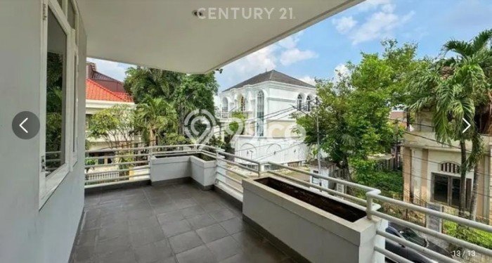 For Sale! Luxury House LT 219m2 Desain Modern di Pondok Indah For Sale! Luxury House LT 219m2 Desain Modern di Pondok Indah