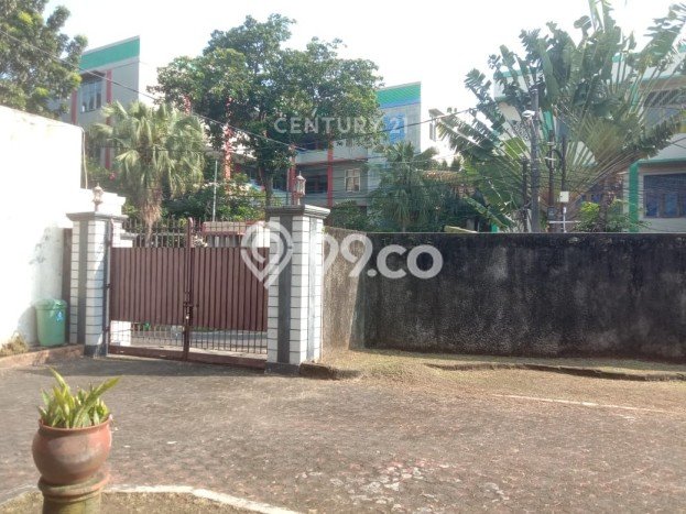 Jual Rumah Mewah Megah Dengan View Eksklusif di Pejaten, Jakarta Selatan Jual Rumah Mewah Megah Dengan View Eksklusif di Pejaten, Jakarta Selatan