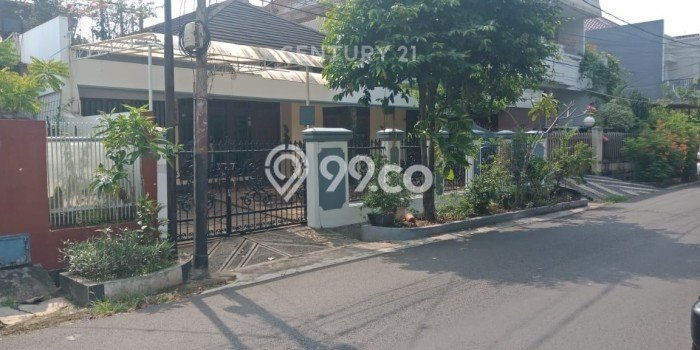 Rumah Mewah LB 240m2 Siap Pakai Desain Elegan di Cipinang, Jakarta Timur Rumah Mewah LB 240m2 Siap Pakai Desain Elegan di Cipinang, Jakarta Timur